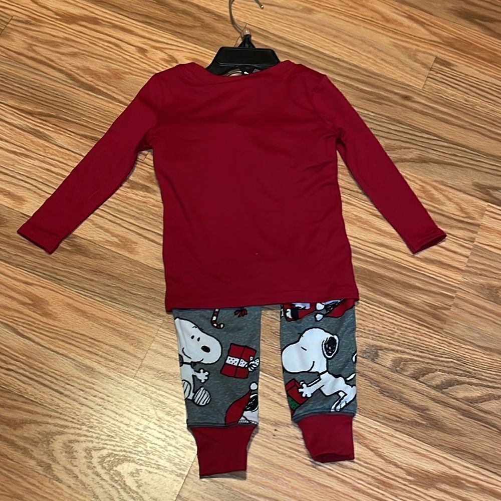 Snoopy Peanuts PJs, photo op, pajamas 12 month - Picture 3 of 6